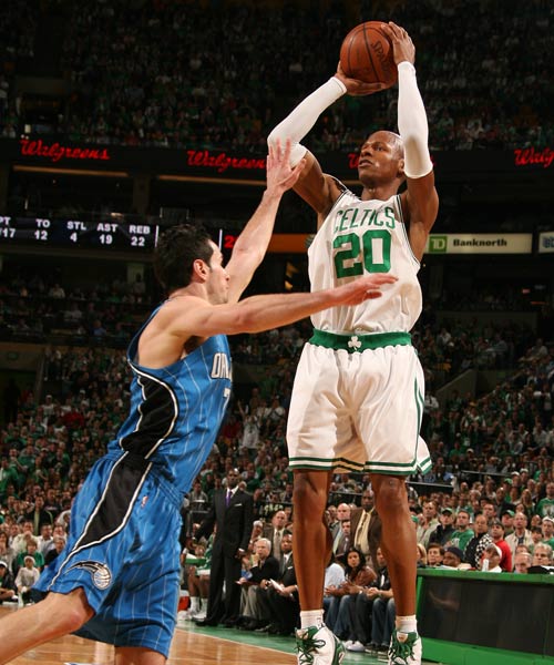 18年效力 18年效力